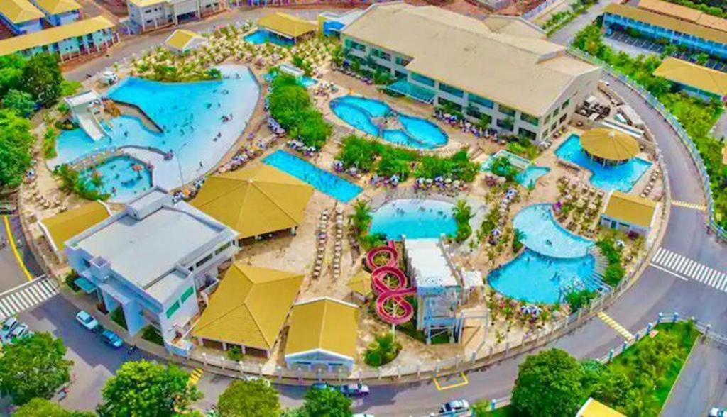 Lacqua Diroma - Piscina De Ondas Exclusiva Caldas Novas